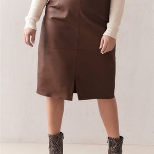 ⭐️HOST PICK⭐️- Genuine Leather Pencil Skirt (size 18)